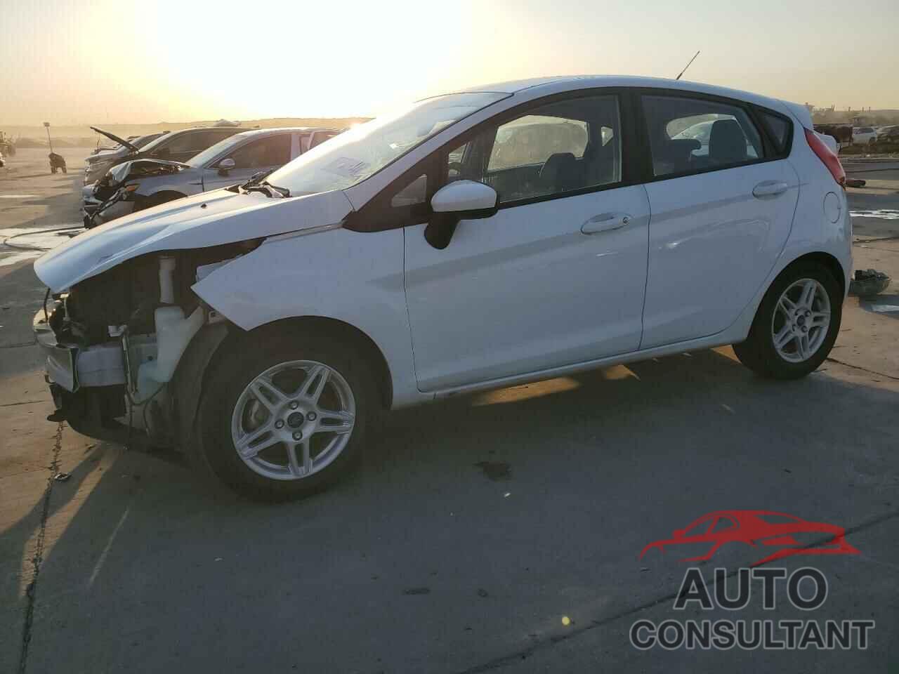 FORD FIESTA 2018 - 3FADP4EJXJM122360