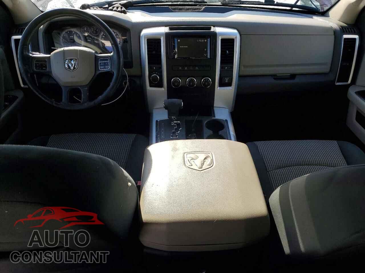 DODGE RAM 1500 2012 - 1C6RD7LT8CS120249