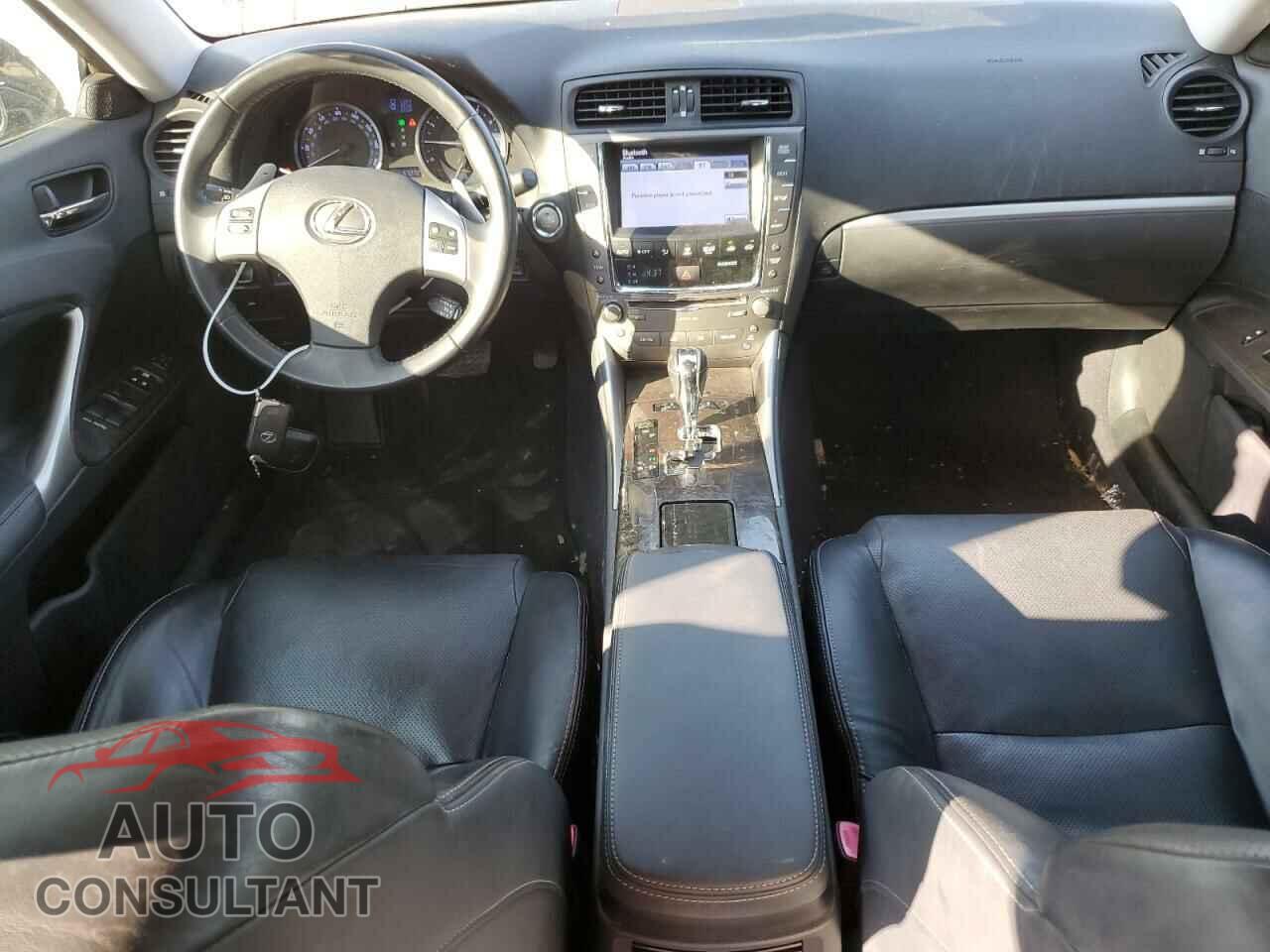 LEXUS IS 2011 - JTHBF5C2XB5149537