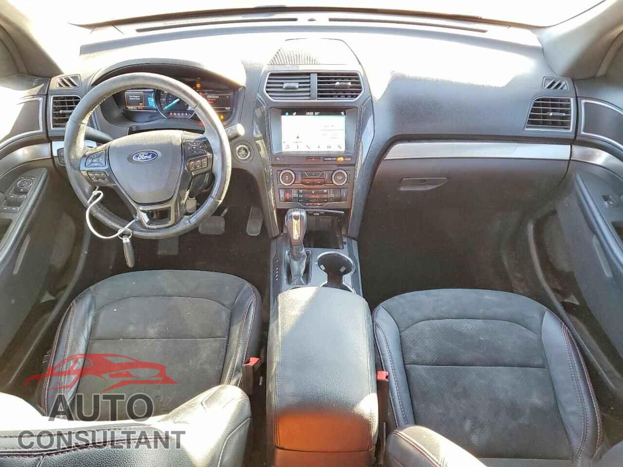 FORD EXPLORER 2018 - 1FM5K7DH6JGB17272