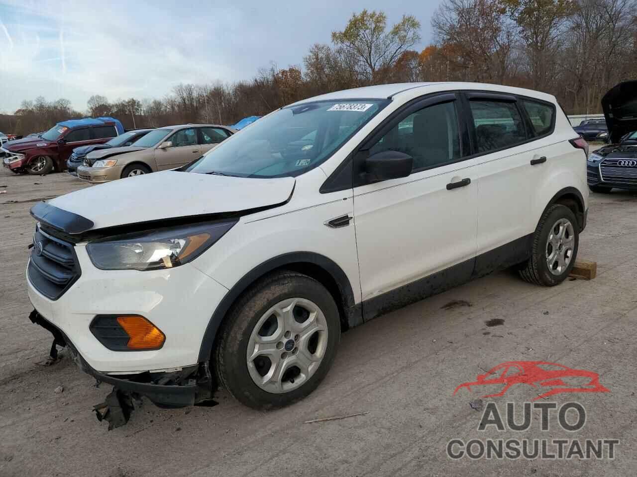 FORD ESCAPE 2018 - 1FMCU0F74JUA02930
