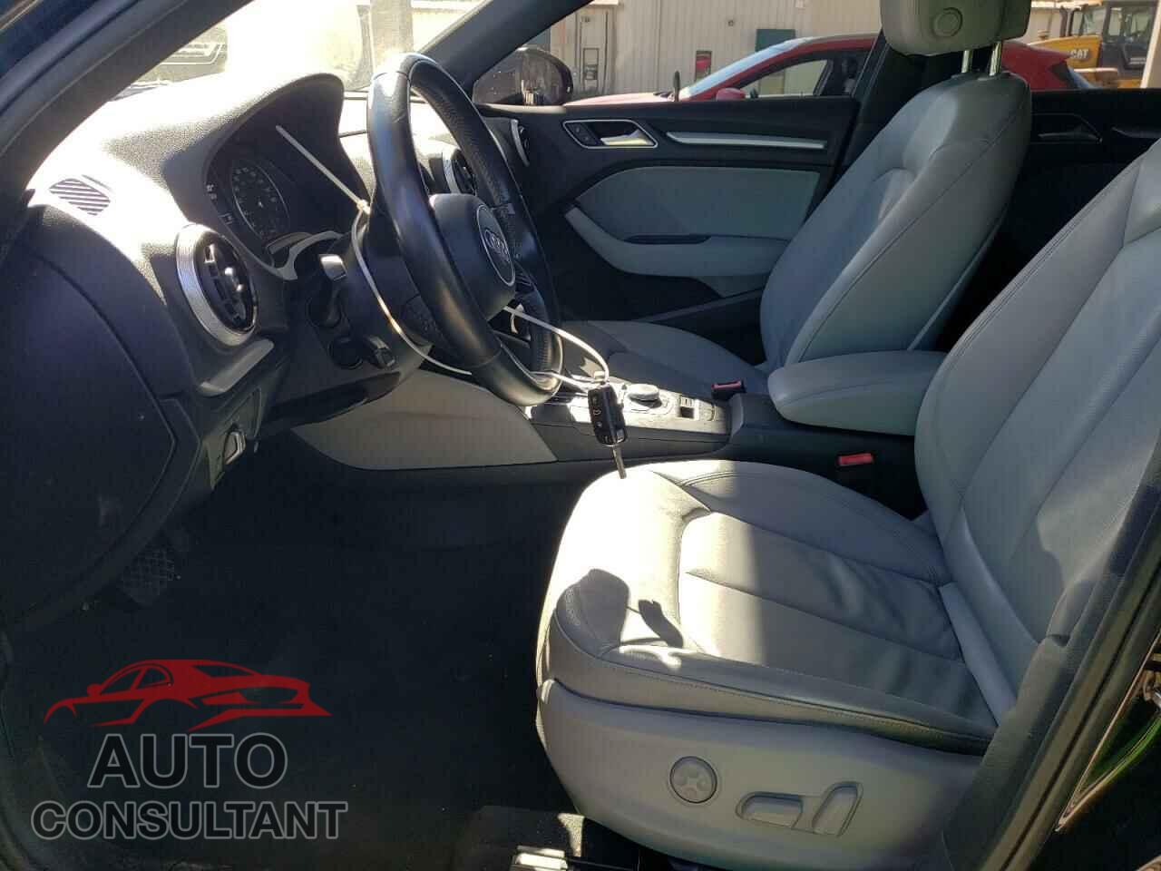 AUDI A3 2017 - WAUAUGFF4H1038573