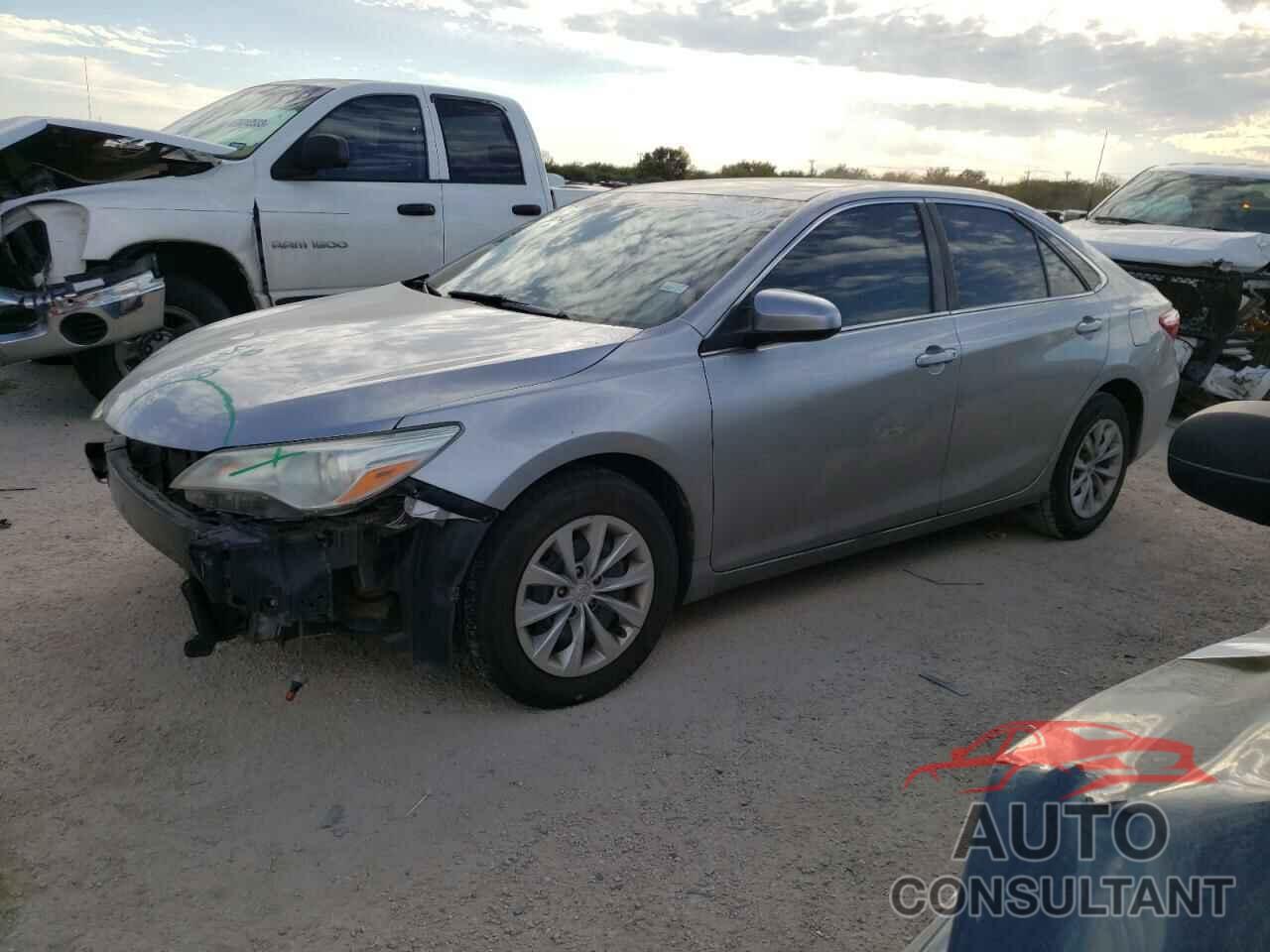 TOYOTA CAMRY 2016 - 4T1BF1FK5GU515936
