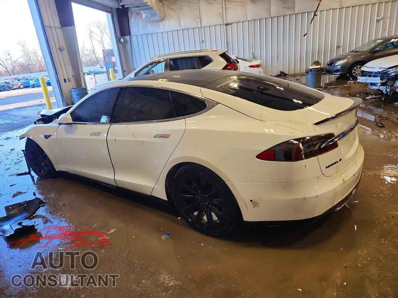 TESLA MODEL S 2016 - 5YJSA1E20GF136484