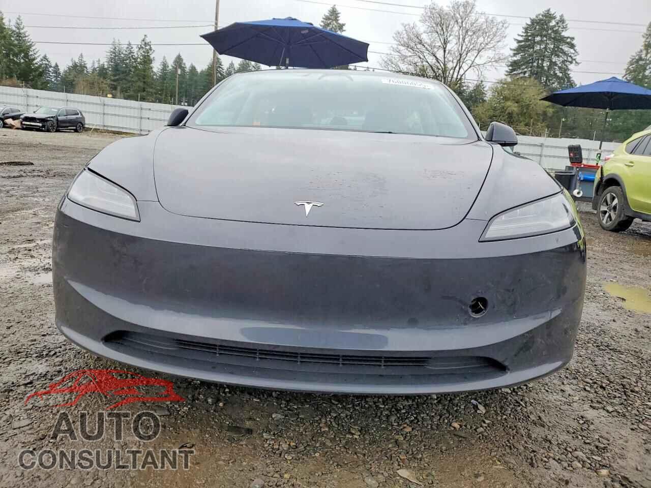 TESLA MODEL 3 2024 - 5YJ3E1EA9RF866638