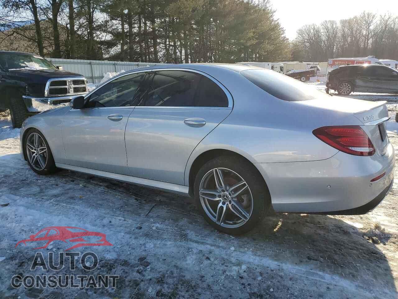 MERCEDES-BENZ E-CLASS 2017 - WDDZF4KB0HA255545