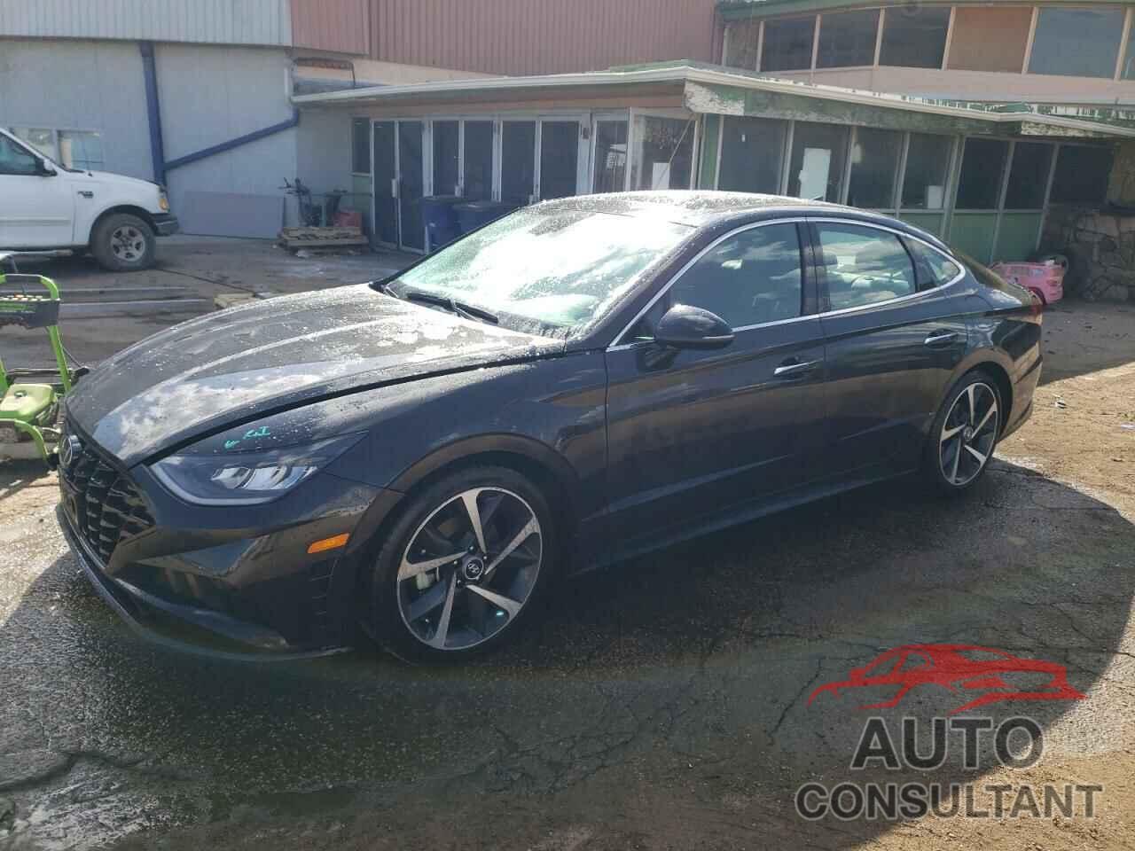 HYUNDAI SONATA 2023 - KMHL44J29PA273513
