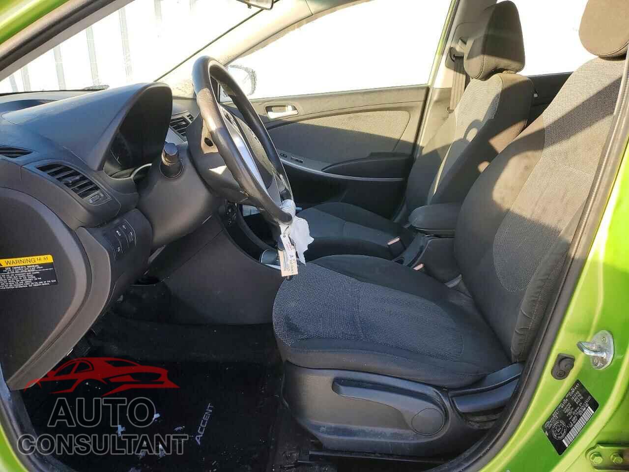 HYUNDAI ACCENT 2013 - KMHCT5AE5DU123220