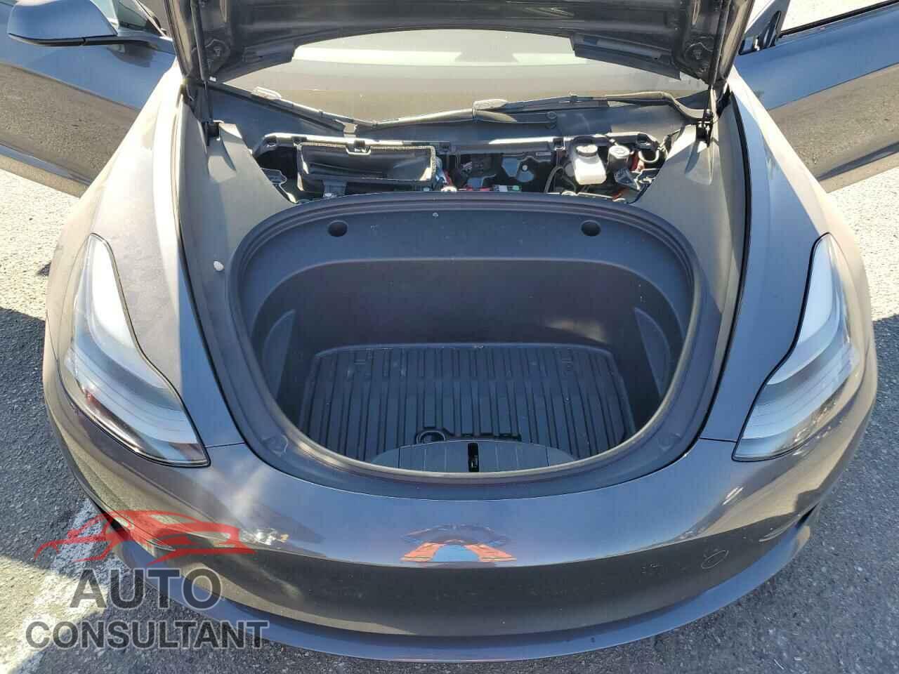 TESLA MODEL 3 2023 - 5YJ3E1EA5PF709640