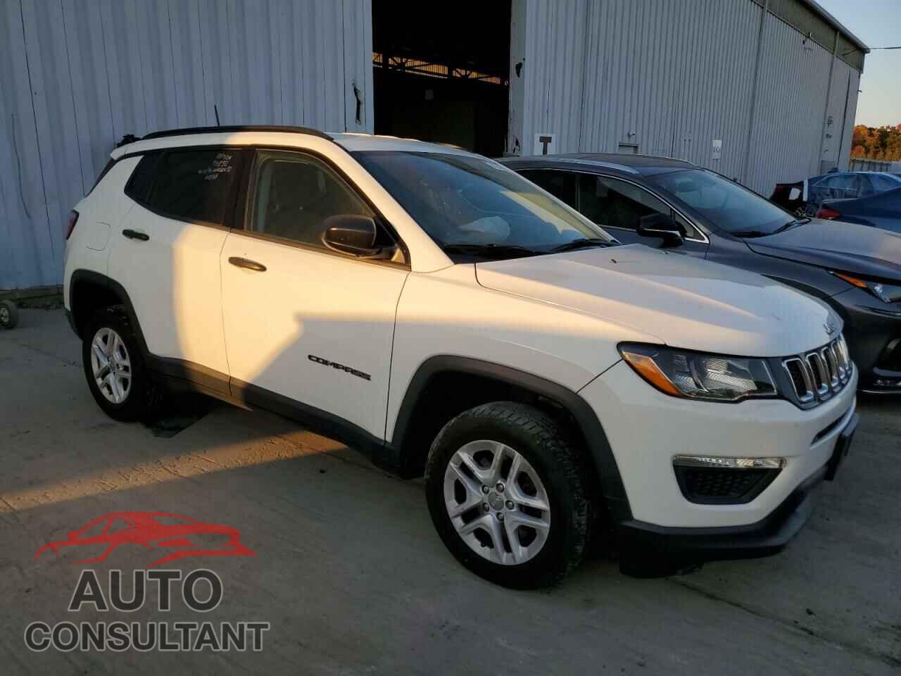 JEEP COMPASS 2018 - 3C4NJDAB9JT147089