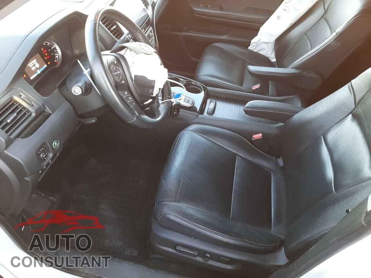 HONDA PILOT 2017 - 5FNYF5H93HB002632