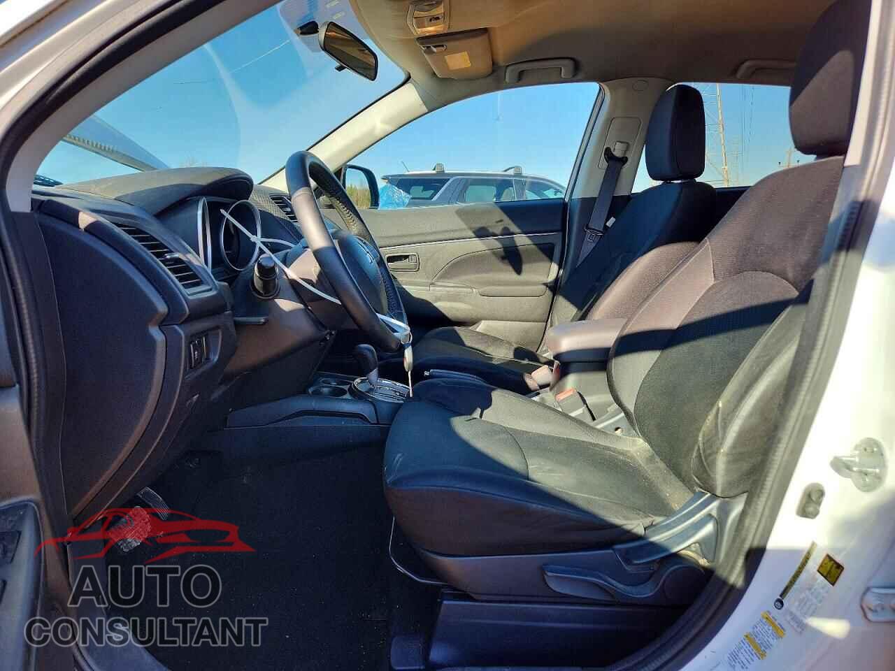 MITSUBISHI OUTLANDER 2015 - 4A4AR3AU2FE018596