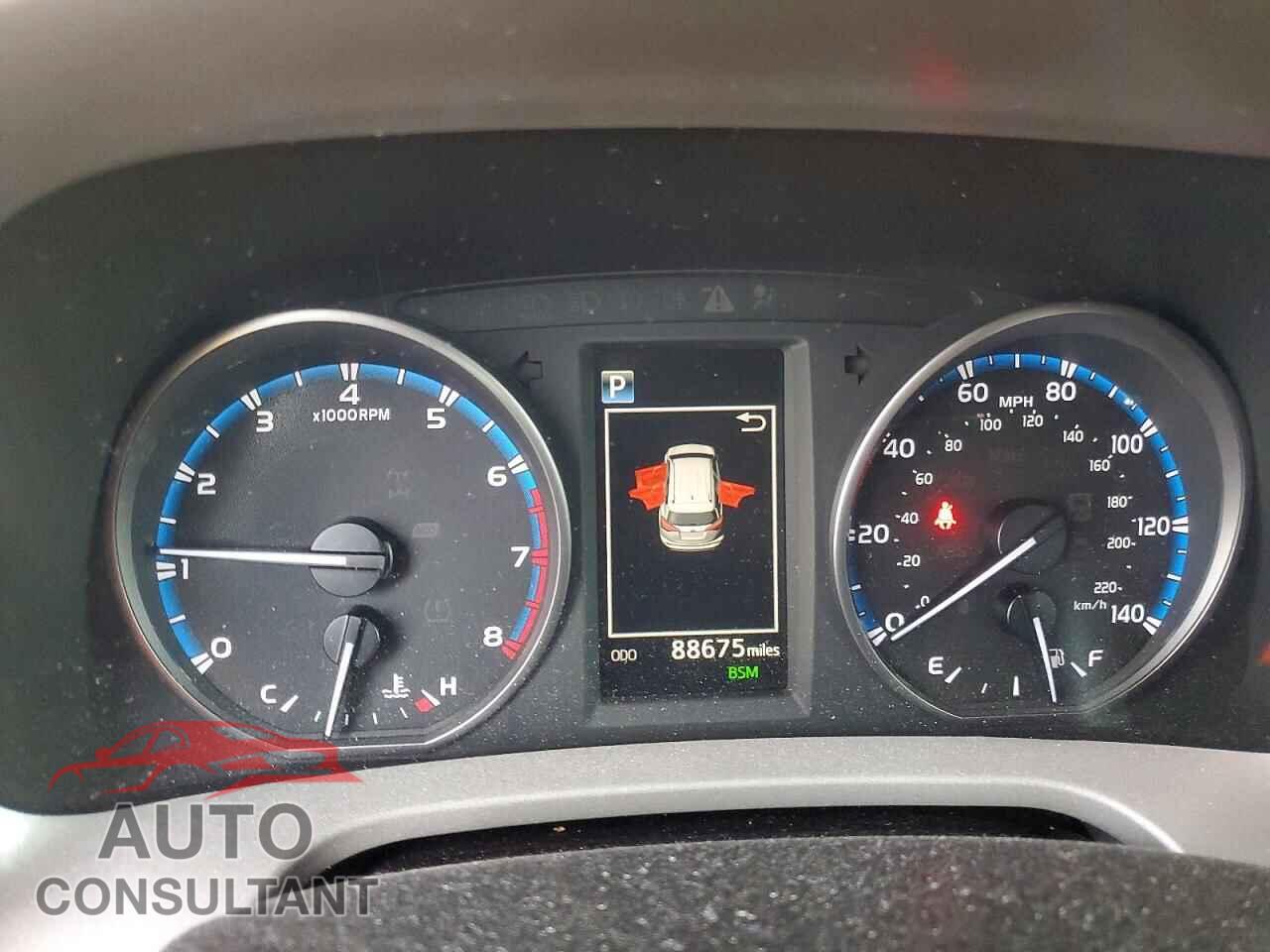 TOYOTA RAV4 2018 - 2T3RFREV9JW737726