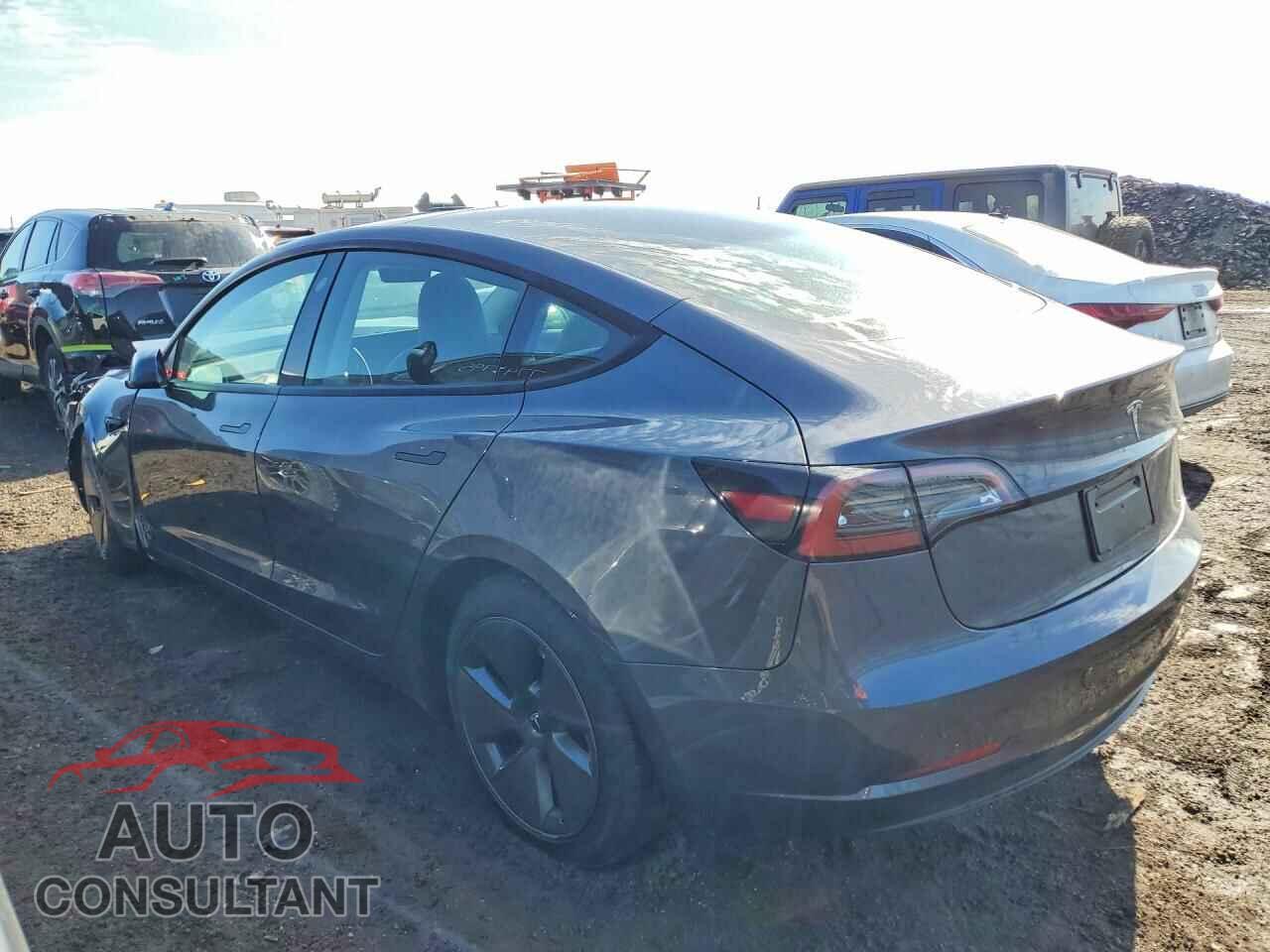 TESLA MODEL 3 2023 - 5YJ3E1EA5PF667311
