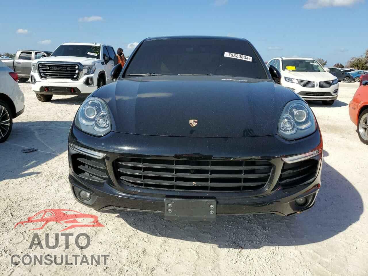 PORSCHE CAYENNE 2016 - WP1AA2A20GKA11235