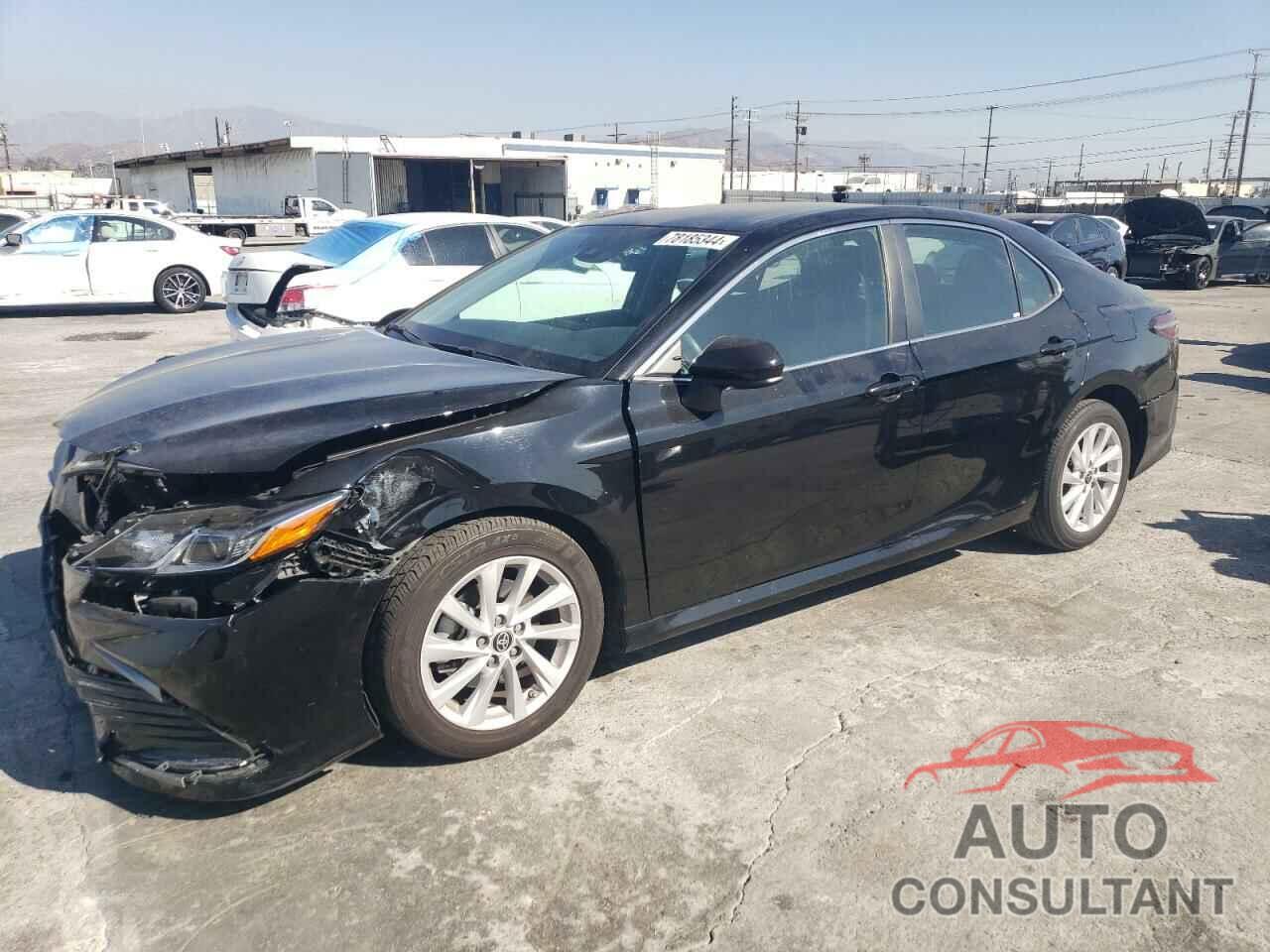 TOYOTA CAMRY 2022 - 4T1C11AK1NU667395