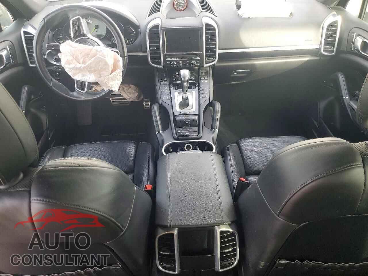 PORSCHE CAYENNE 2016 - WP1AE2A24GLA59562
