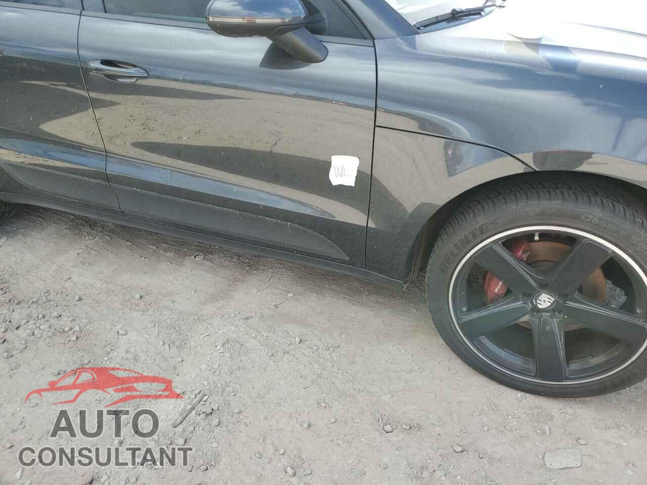PORSCHE MACAN 2018 - WP1AA2A52JLB00378
