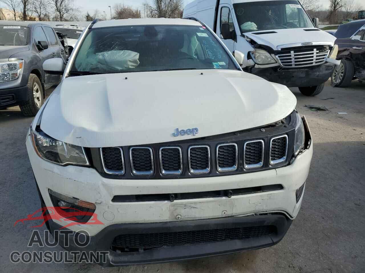 JEEP COMPASS 2019 - 3C4NJDBB9KT776612