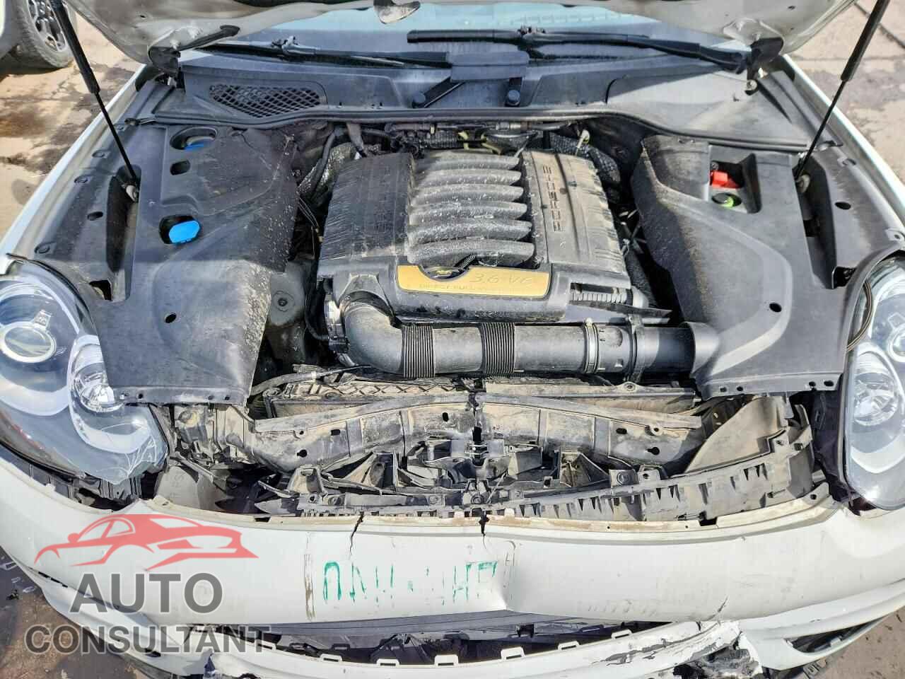 PORSCHE CAYENNE 2016 - WP1AA2A27GLA00596