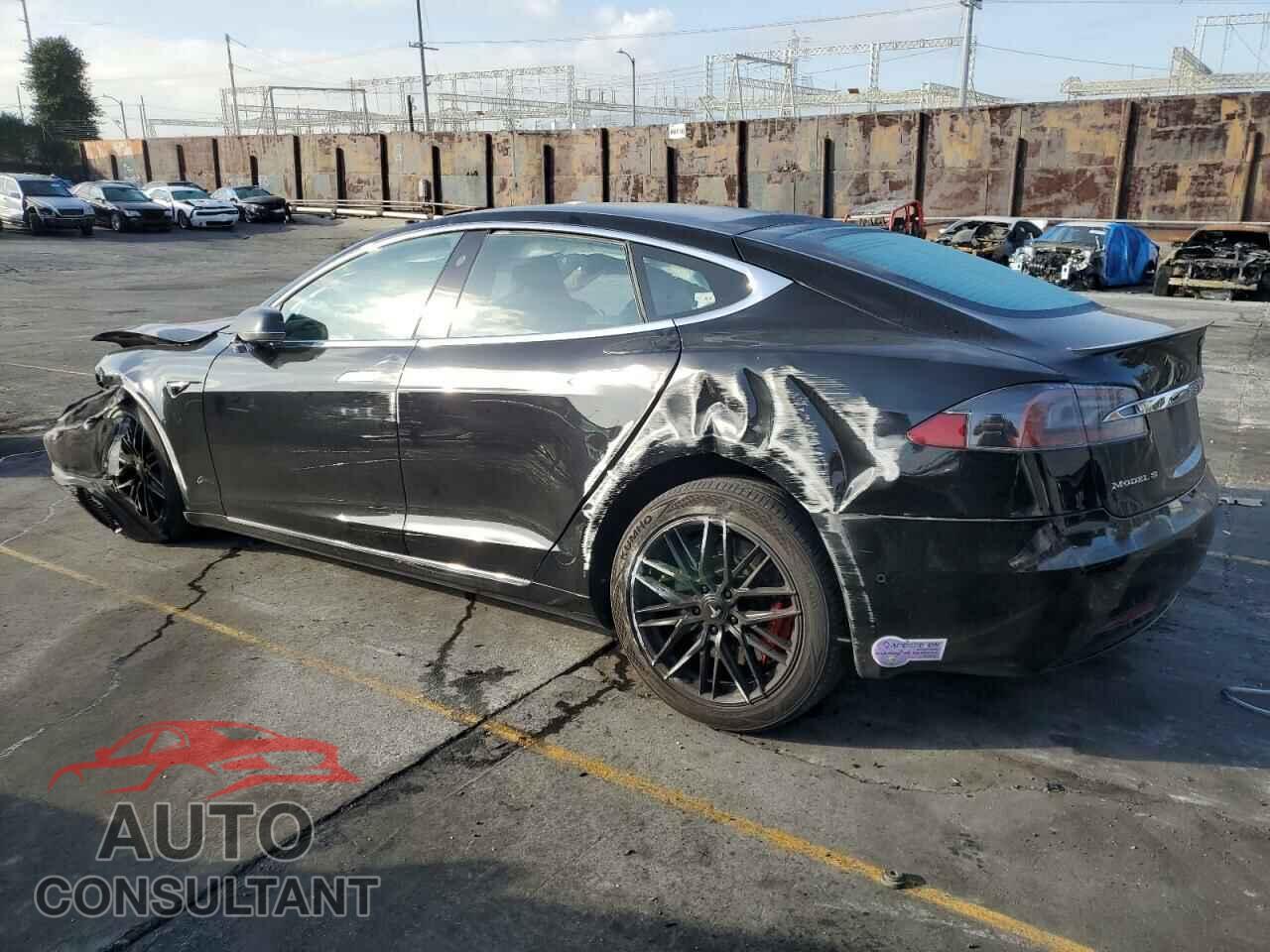 TESLA MODEL S 2018 - 5YJSA1E44JF292374