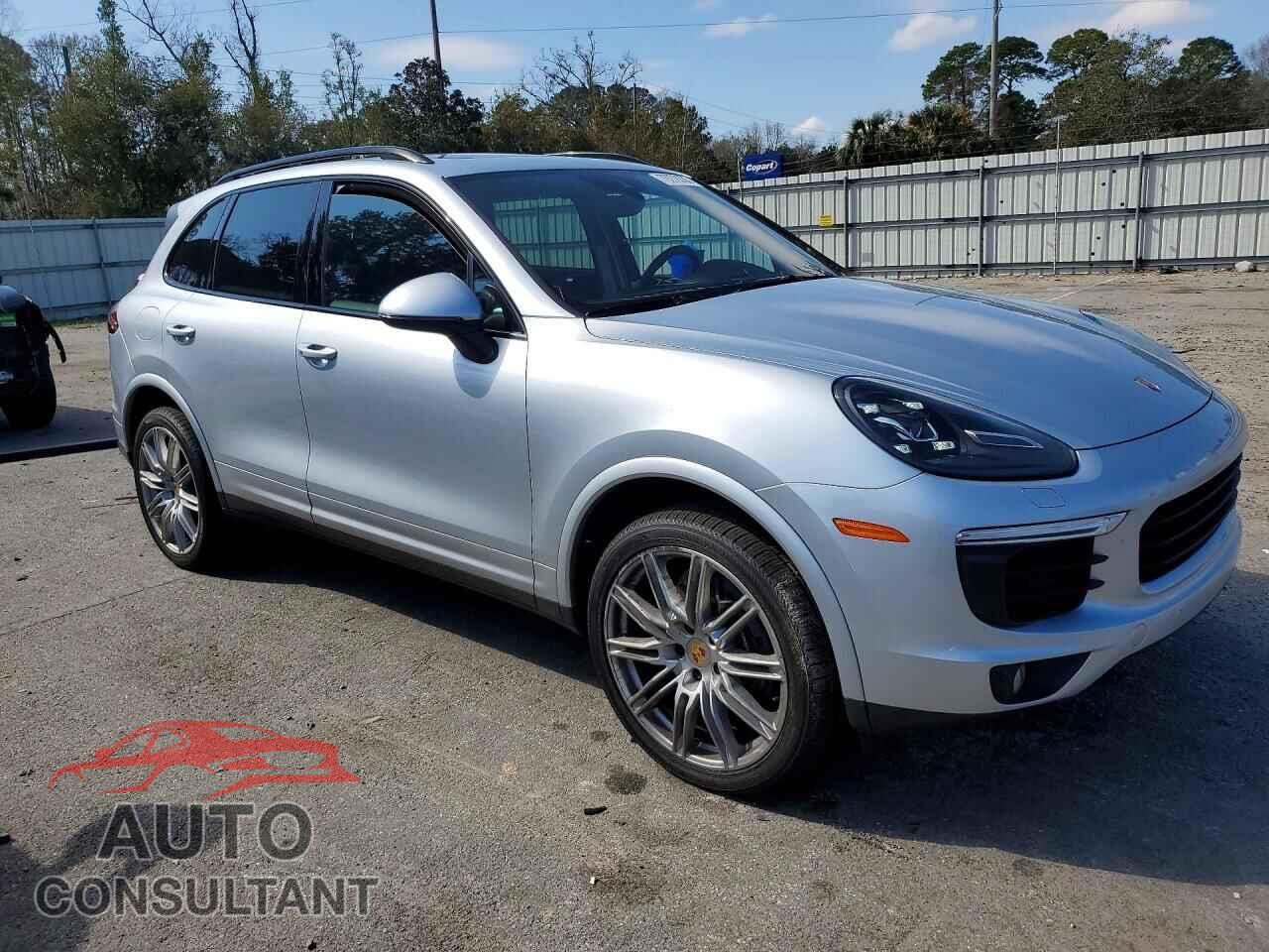 PORSCHE CAYENNE 2017 - WP1AA2A23HKA86349