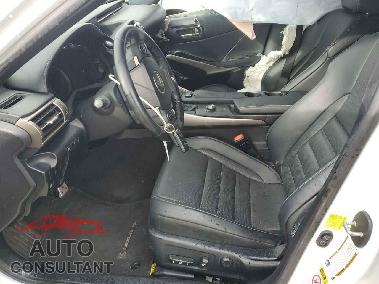 LEXUS IS 2015 - JTHCE1D24F5009651