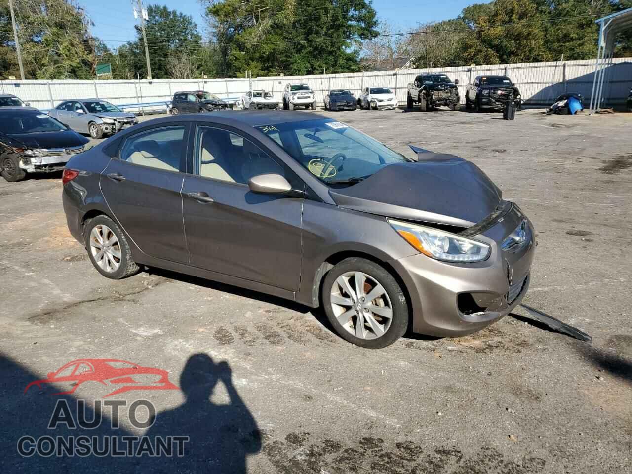 HYUNDAI ACCENT 2014 - KMHCU4AE5EU754249