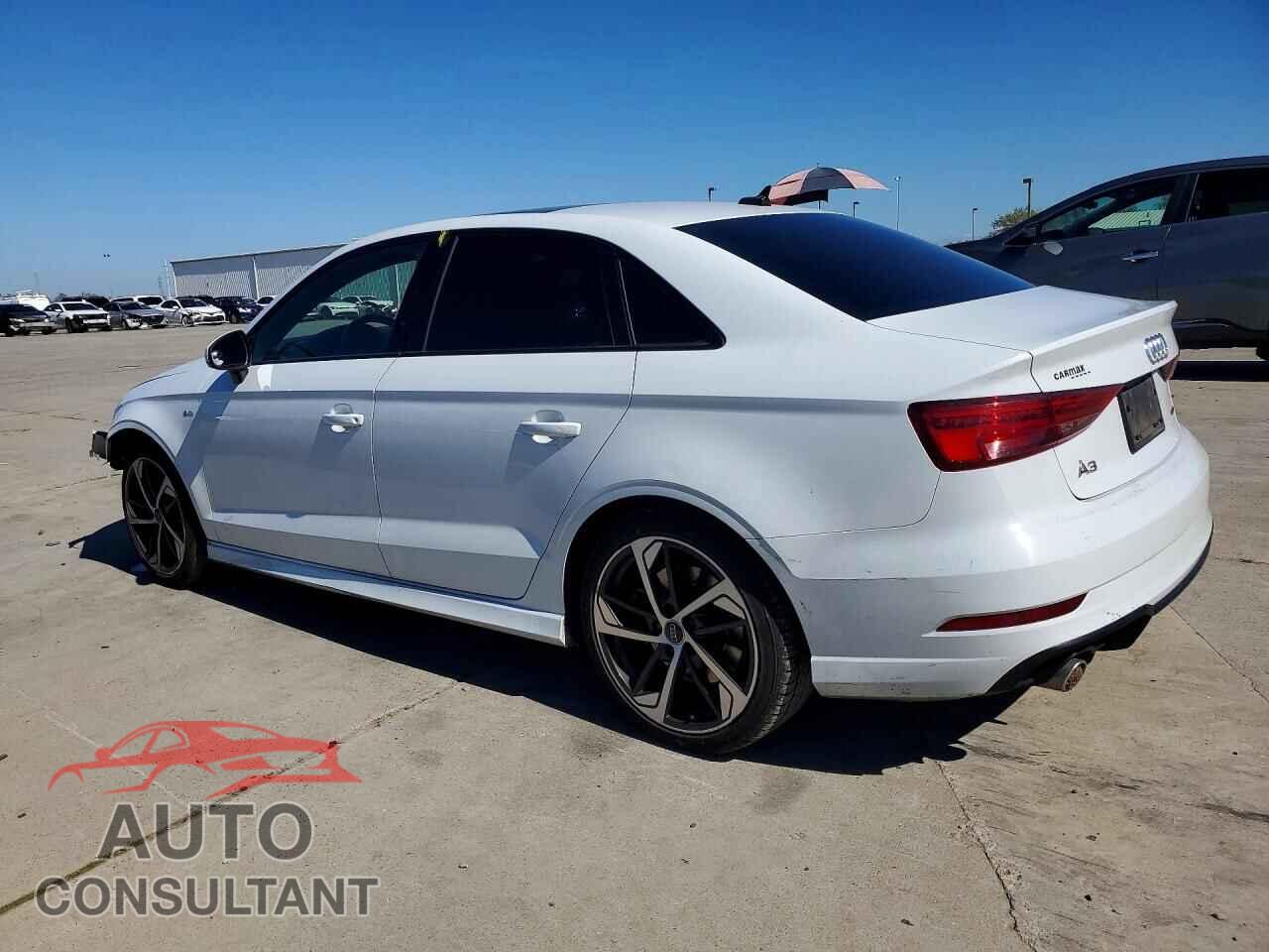 AUDI A3 2020 - WAUBEGFF4LA093583