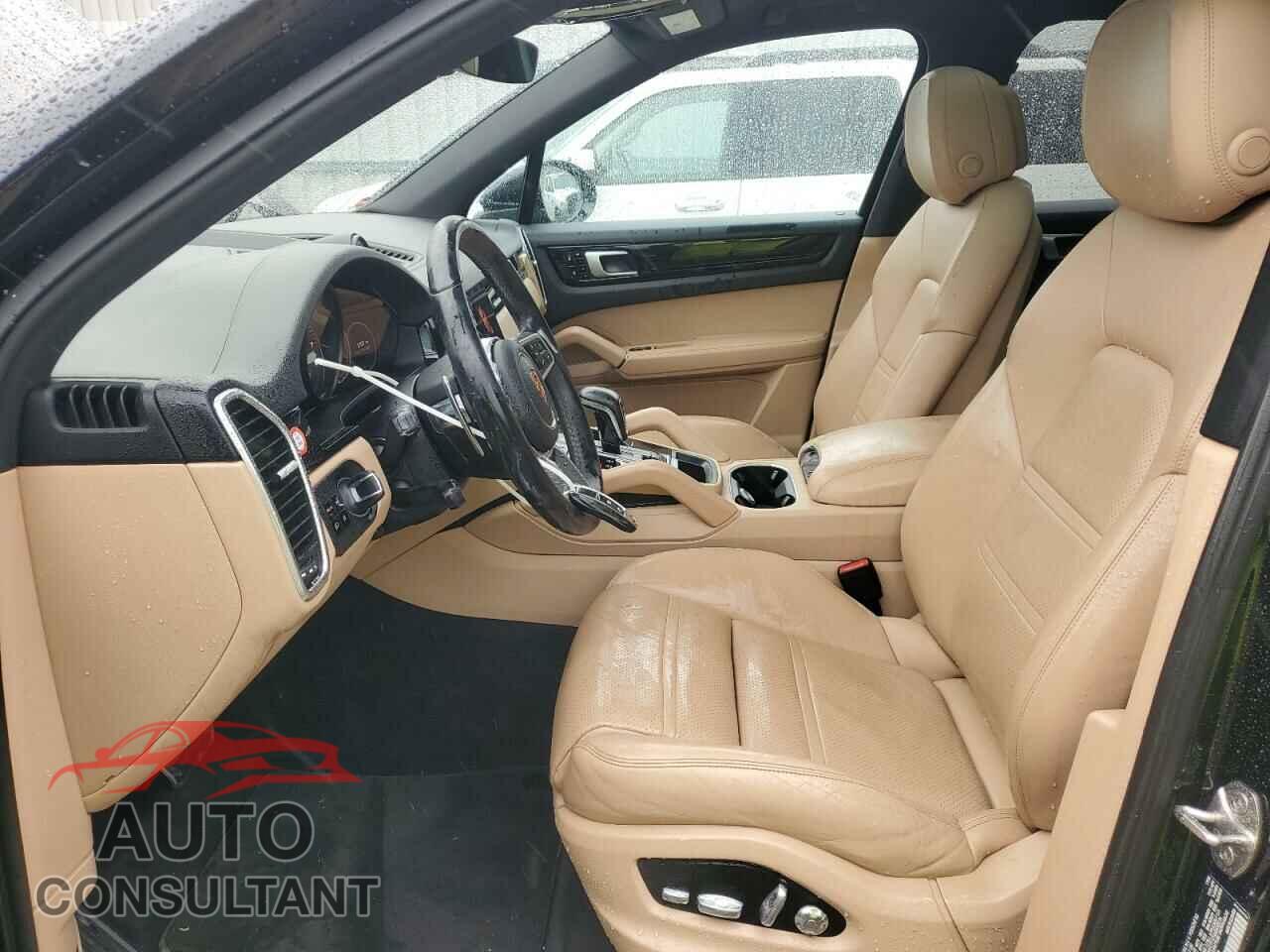PORSCHE CAYENNE 2019 - WP1AB2AY1KDA61480