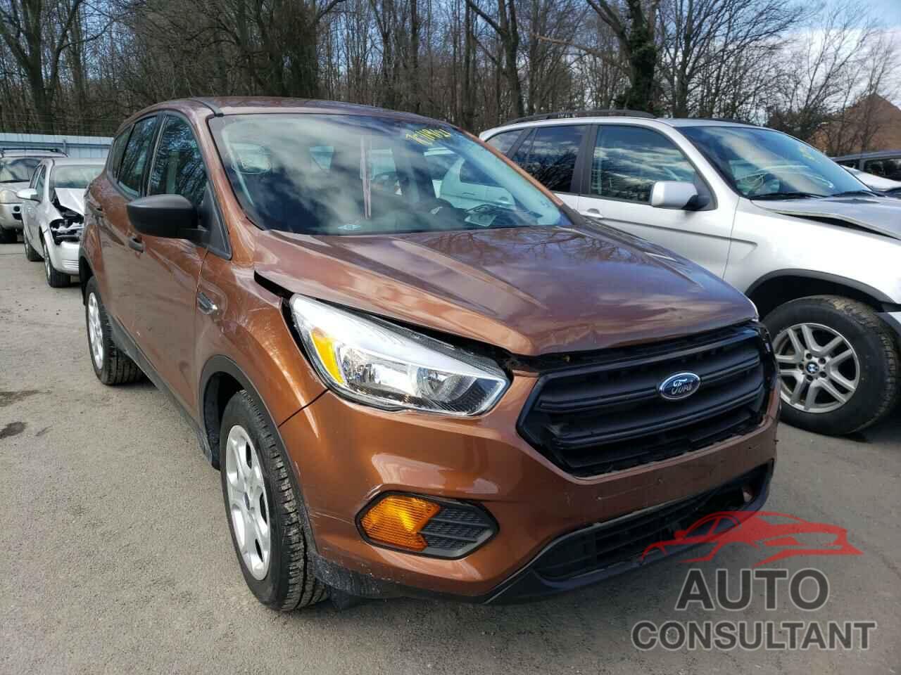 FORD ESCAPE 2017 - 1FMCU0F77HUB55957