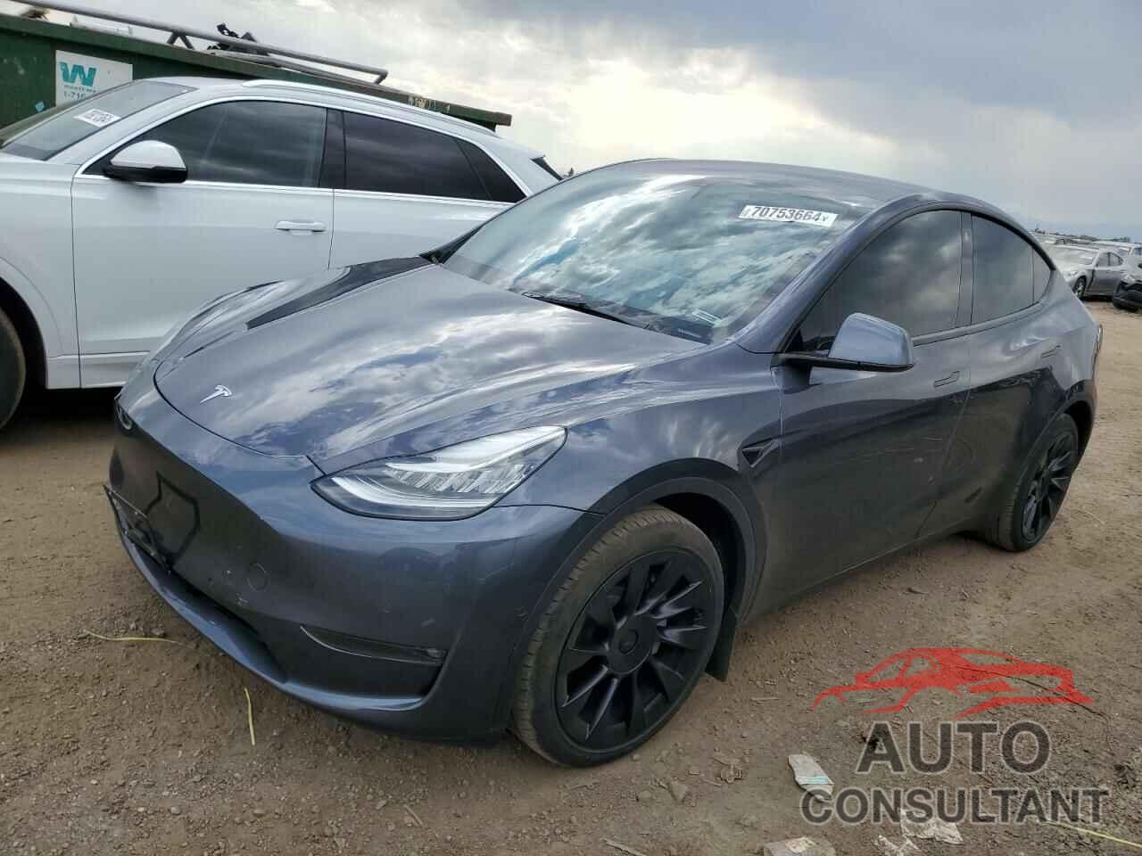 TESLA MODEL Y 2022 - 7SAYGDEE2NF368539