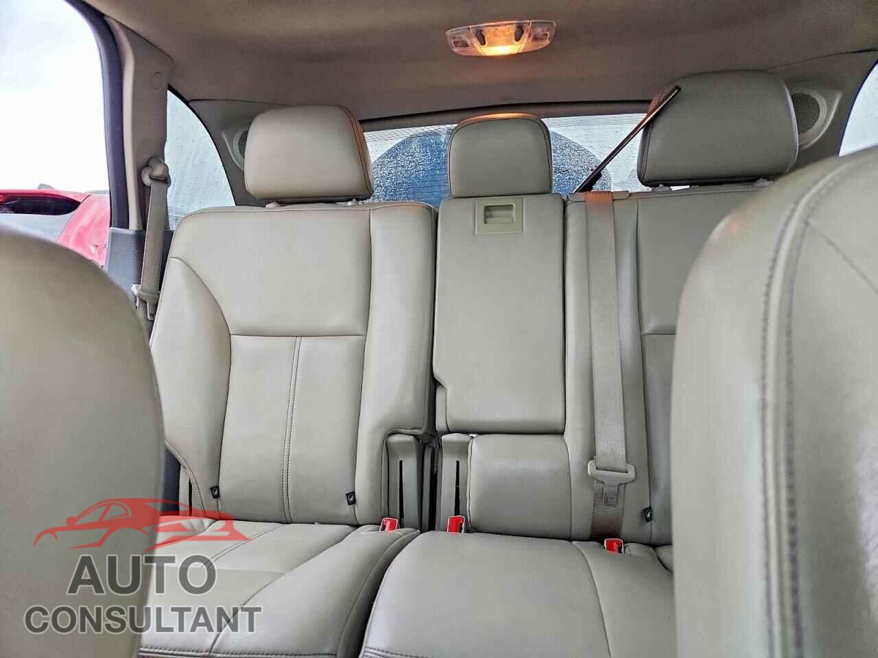 FORD EDGE 2011 - 2FMDK3KC4BBA22908