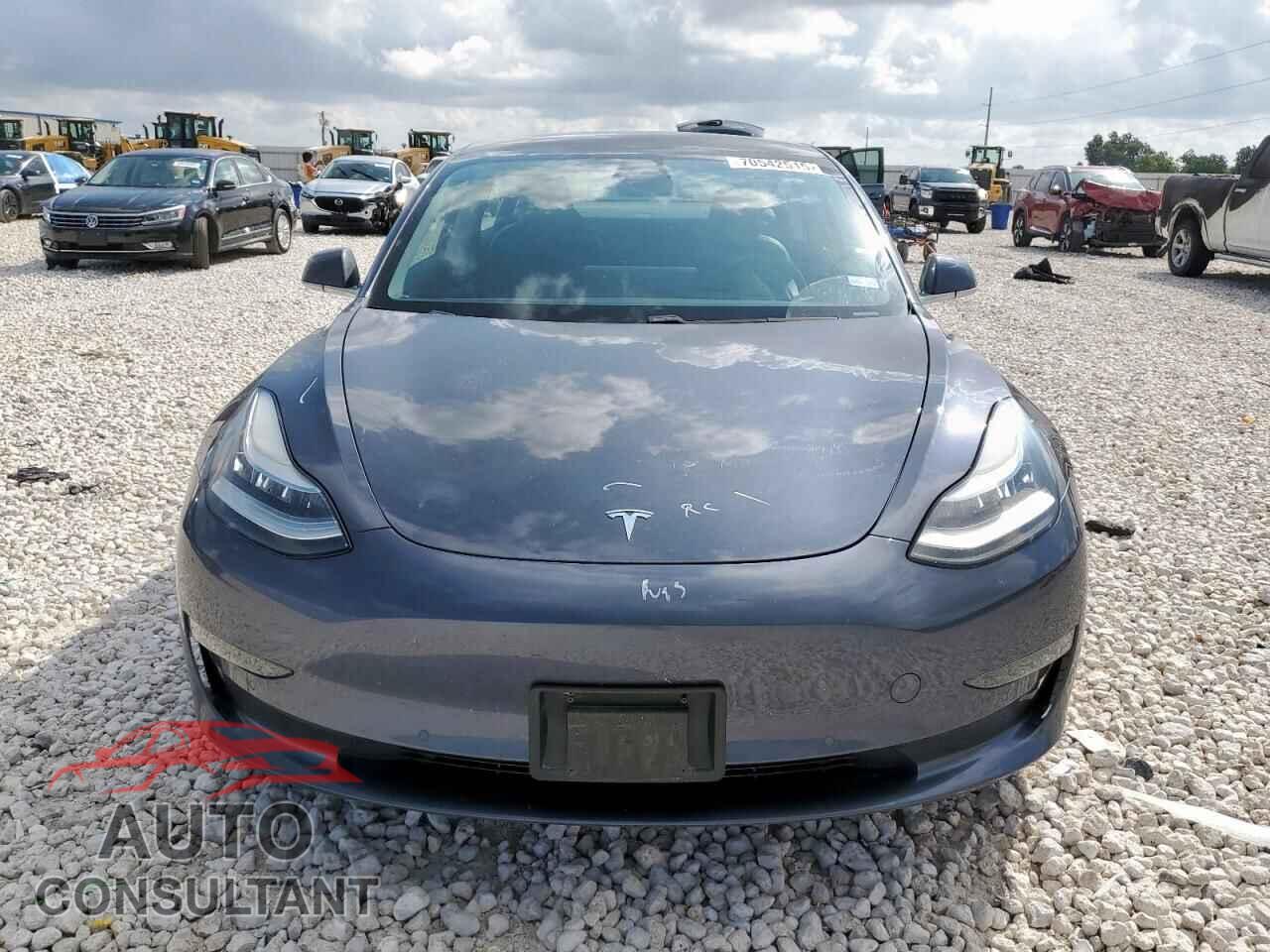 TESLA MODEL 3 2020 - 5YJ3E1ECXLF623641