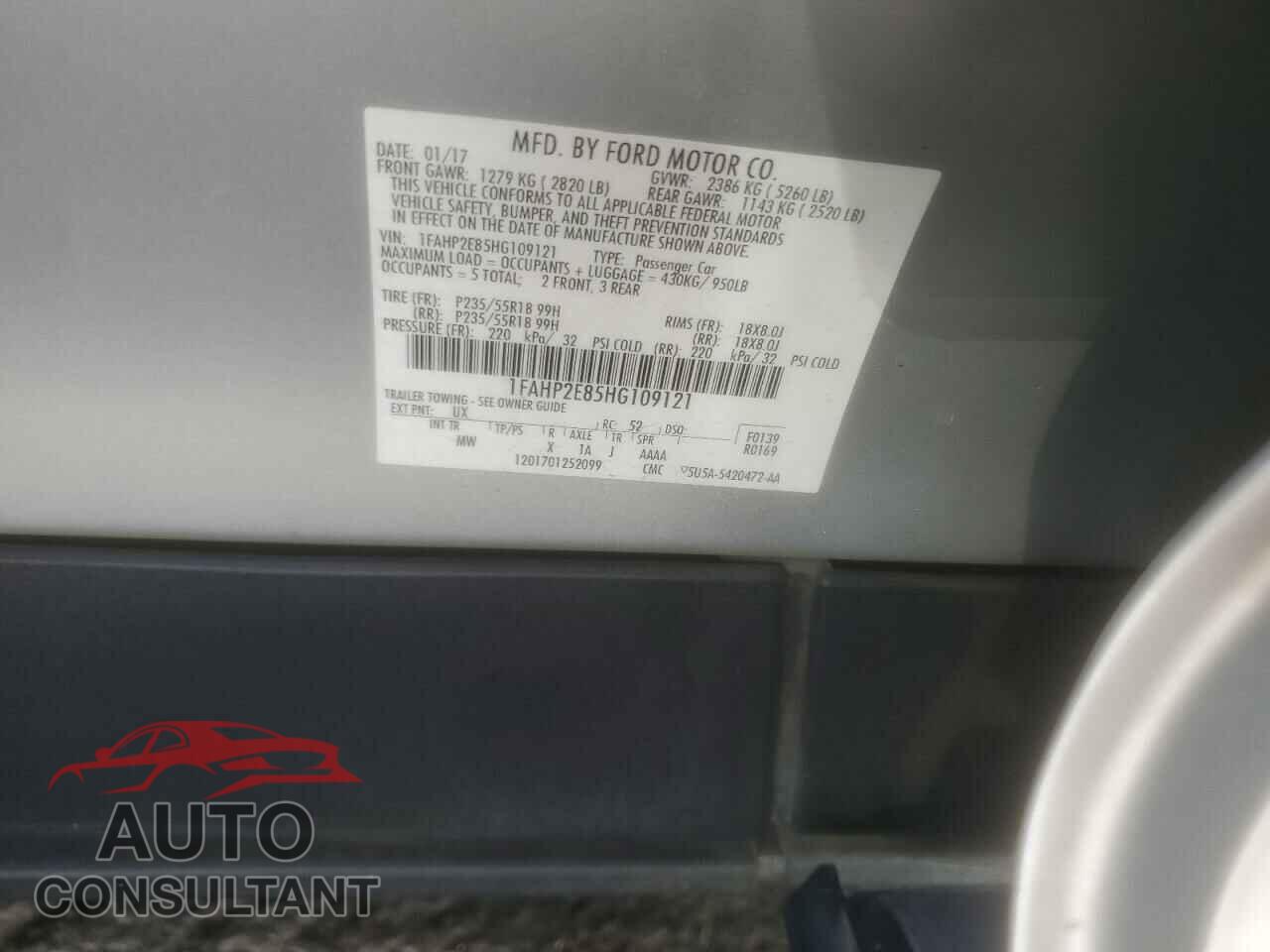 FORD TAURUS 2017 - 1FAHP2E85HG109121
