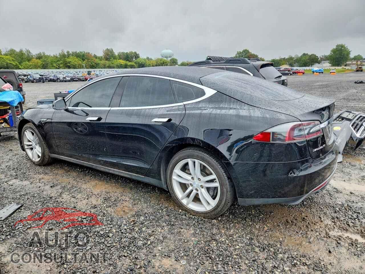TESLA MODEL S 2013 - 5YJSA1AC5DFP10085