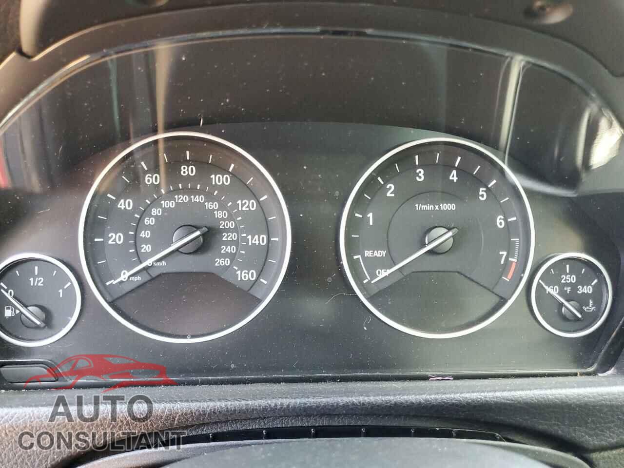 BMW 3 SERIES 2016 - WBA8E5G55GNU20138