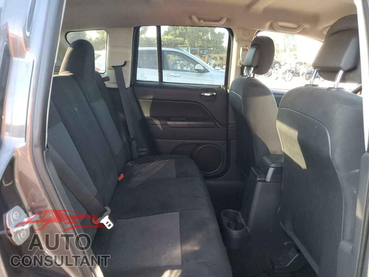 JEEP COMPASS 2015 - 1C4NJCBBXFD420191