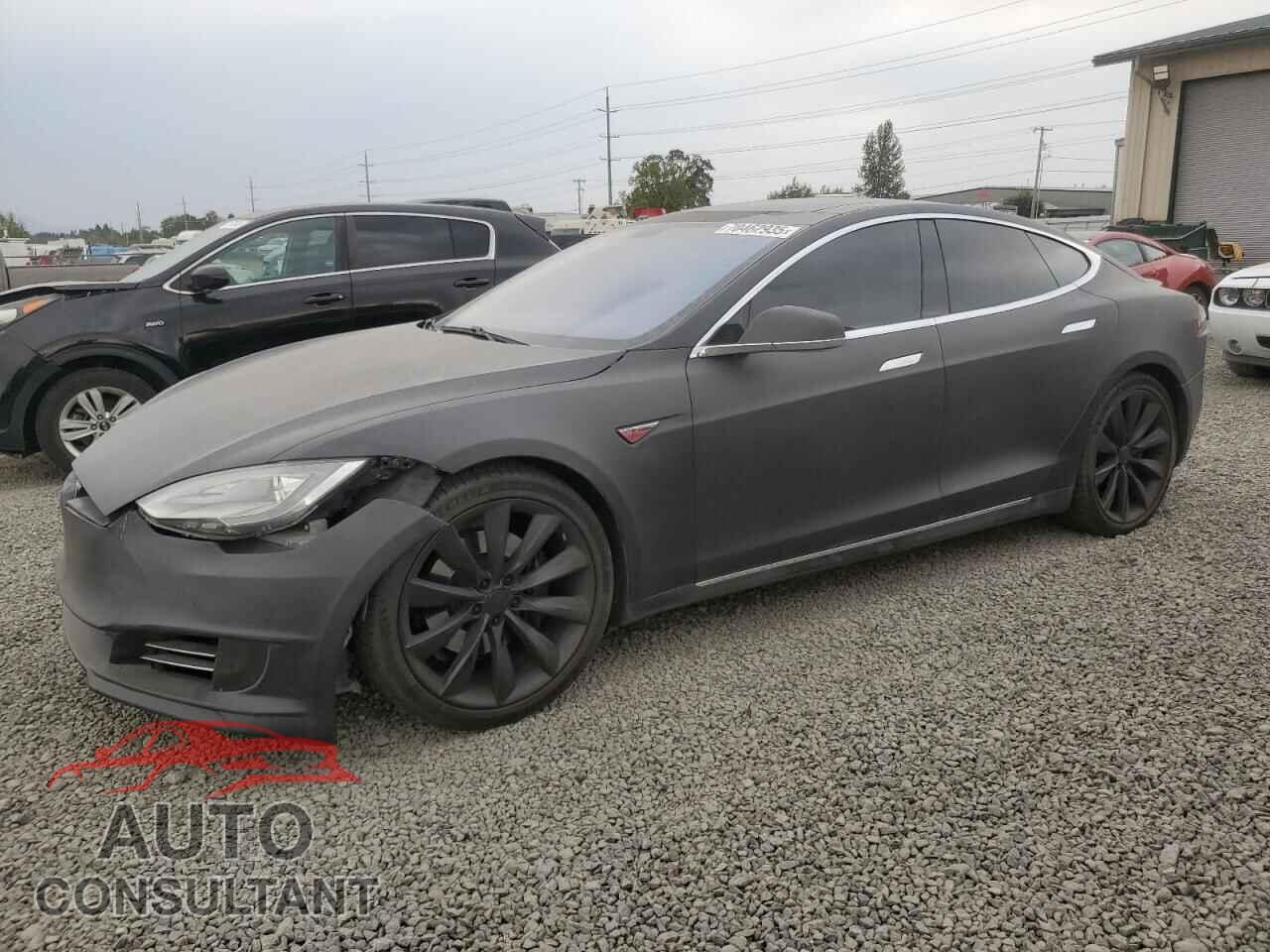 TESLA MODEL S 2013 - 5YJSA1DP2DFP11757