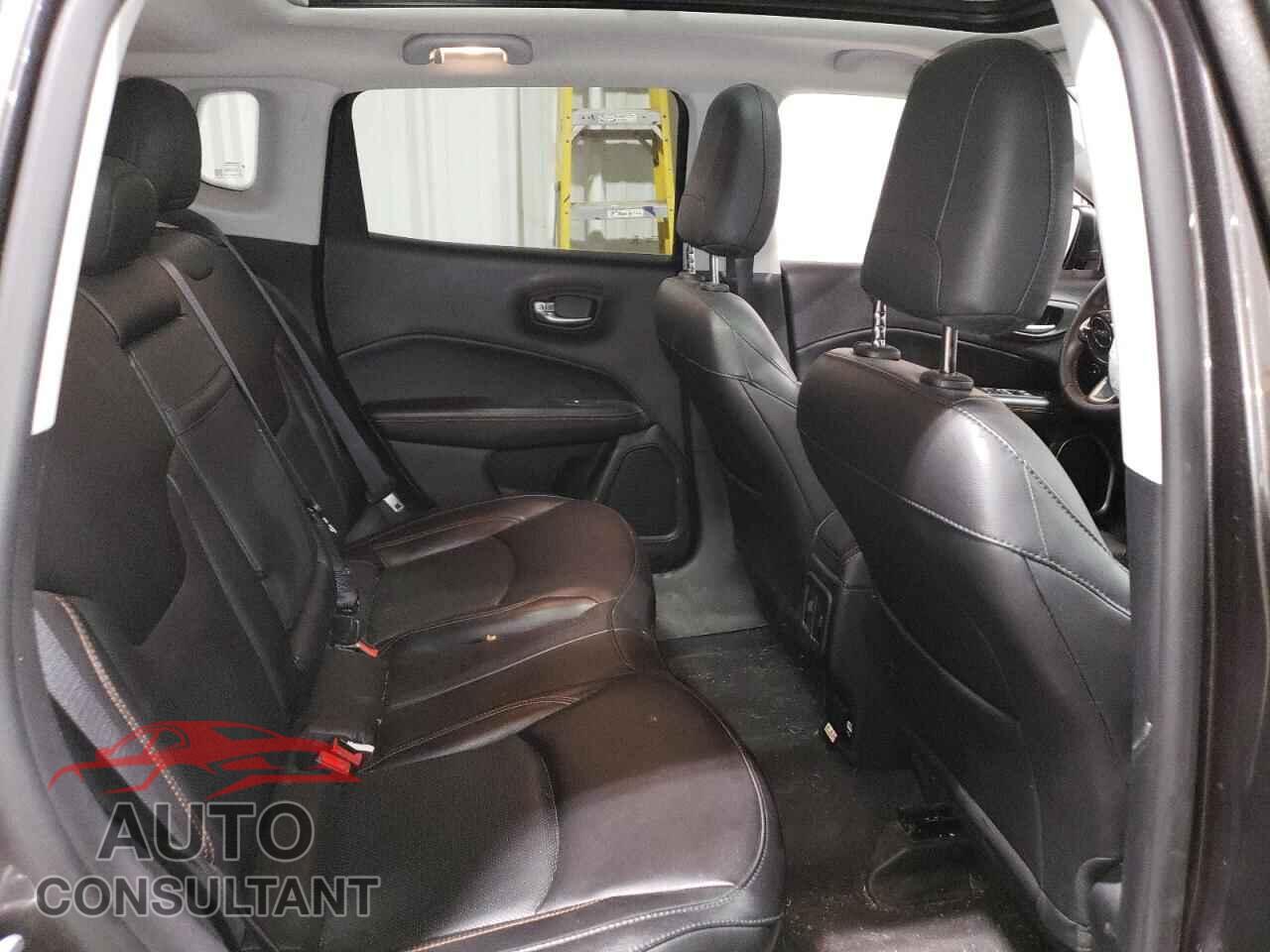 JEEP COMPASS 2019 - 3C4NJDCB8KT828987