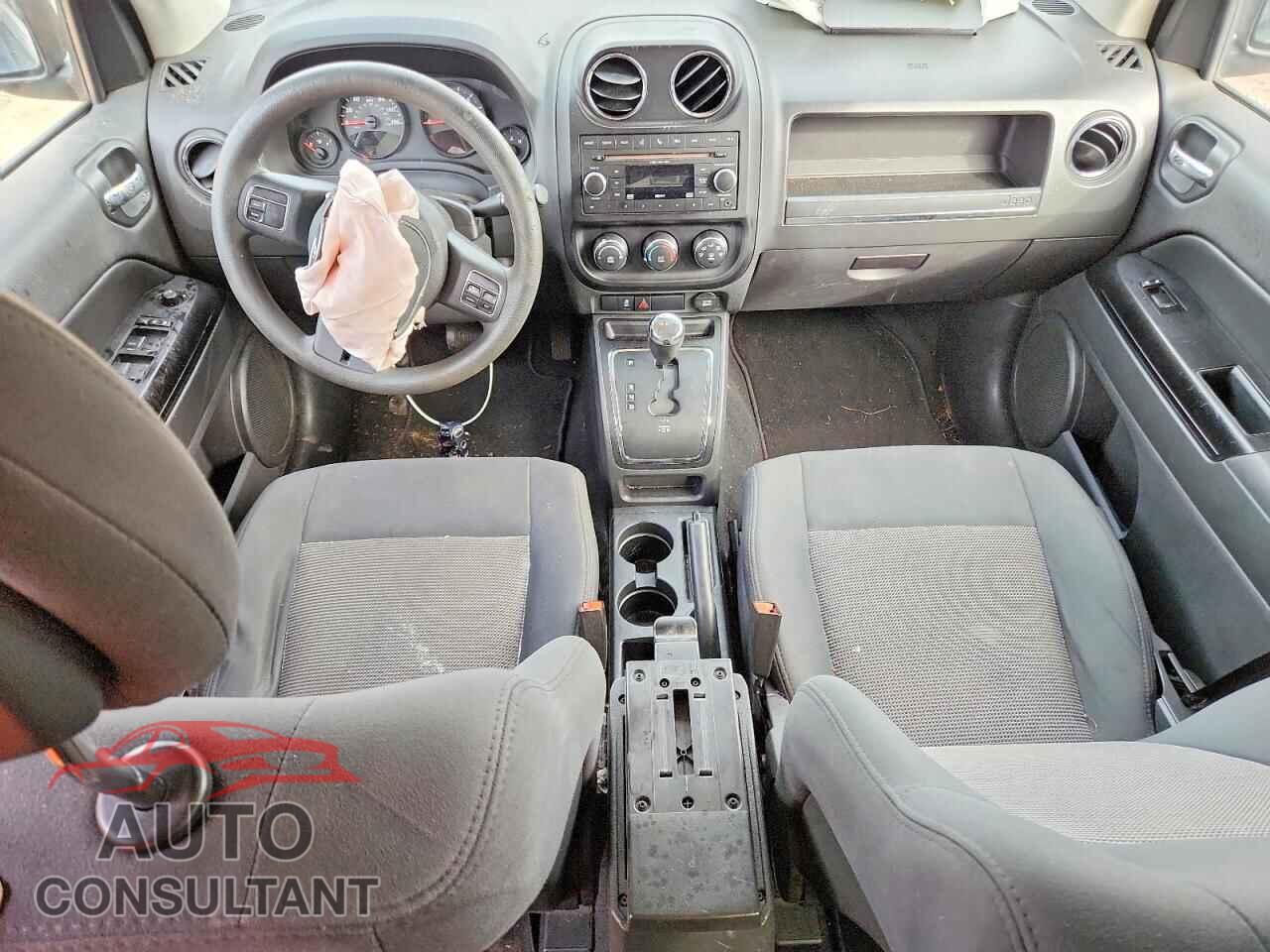 JEEP COMPASS 2011 - 1J4NF1FB9BD134949