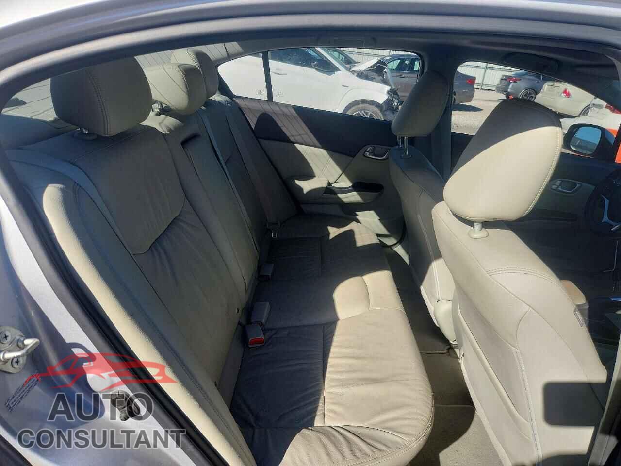 HONDA CIVIC 2012 - 2HGFB2F99CH541460