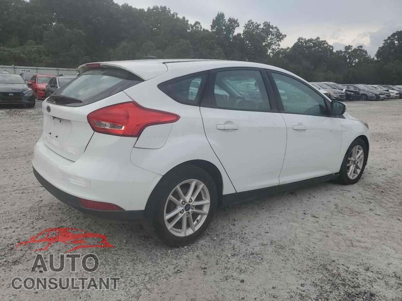 FORD FOCUS 2017 - 1FADP3K28HL207989