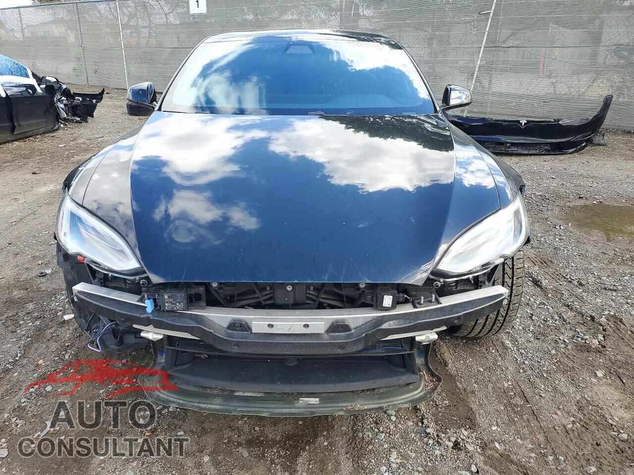 TESLA MODEL S 2021 - 5YJSA1E58MF439812