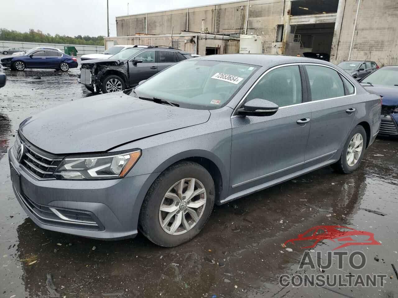 VOLKSWAGEN PASSAT 2017 - 1VWAT7A33HC034695