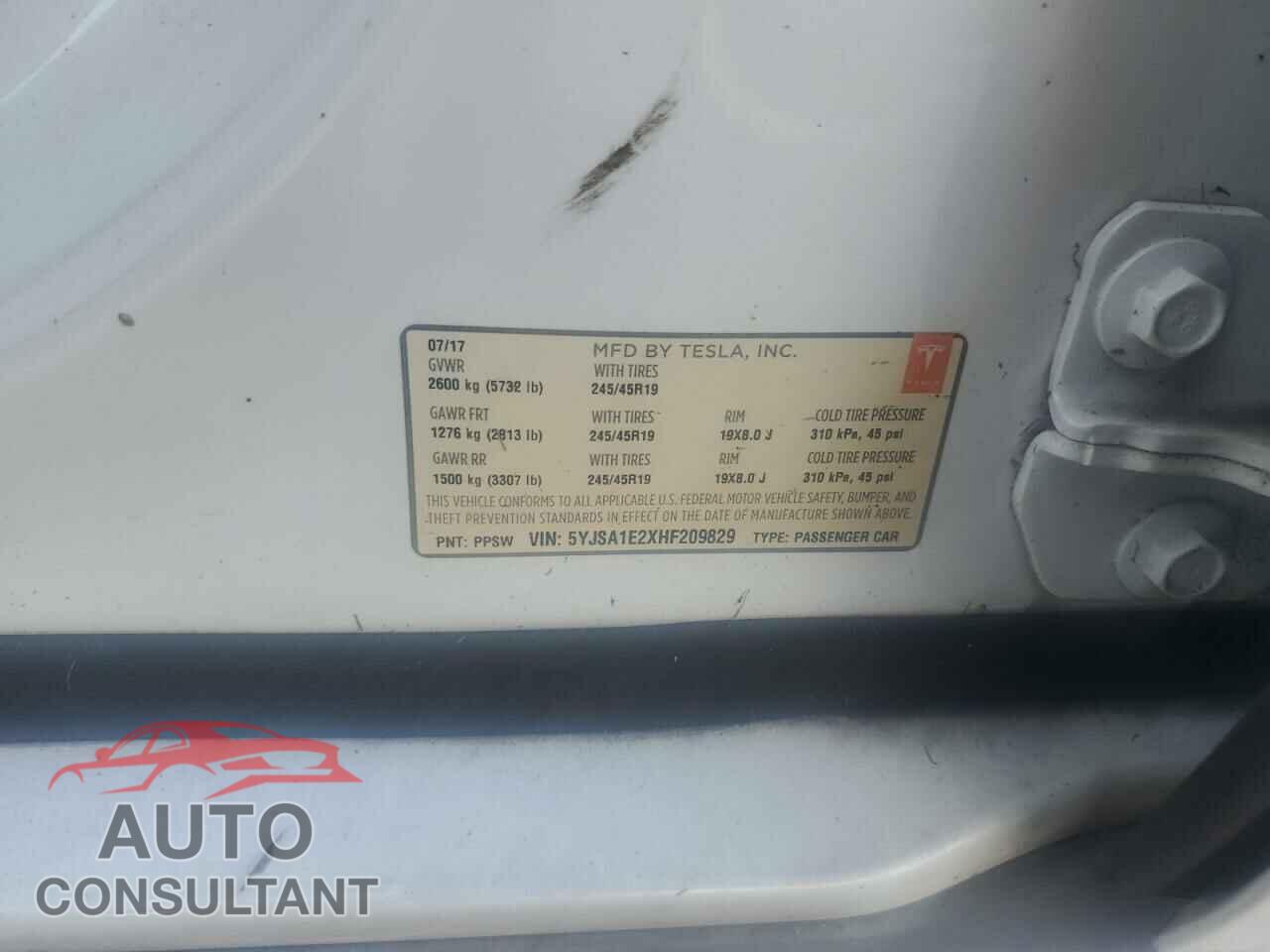 TESLA MODEL S 2017 - 5YJSA1E2XHF209829