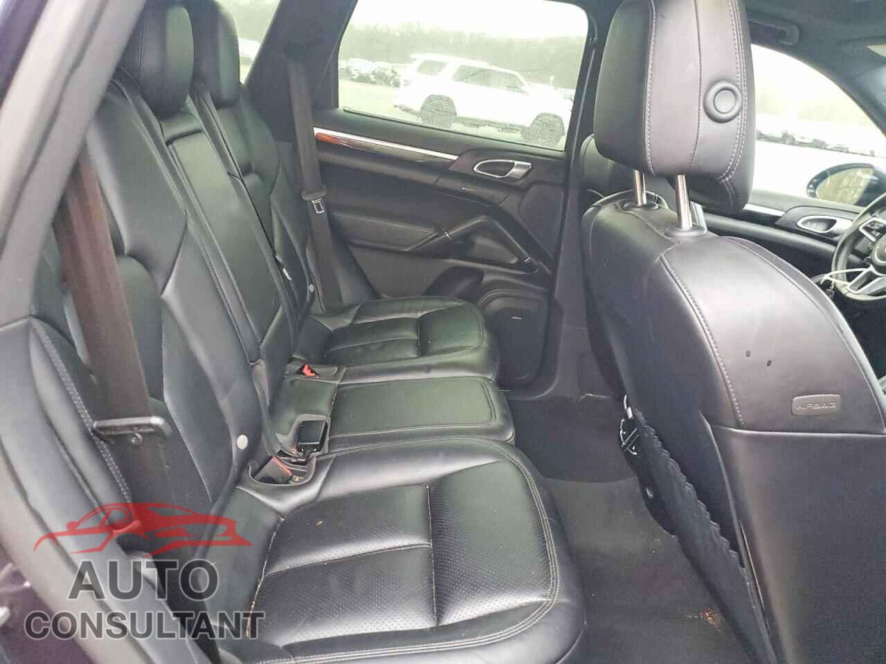PORSCHE CAYENNE 2017 - WP1AA2A23HKA90806