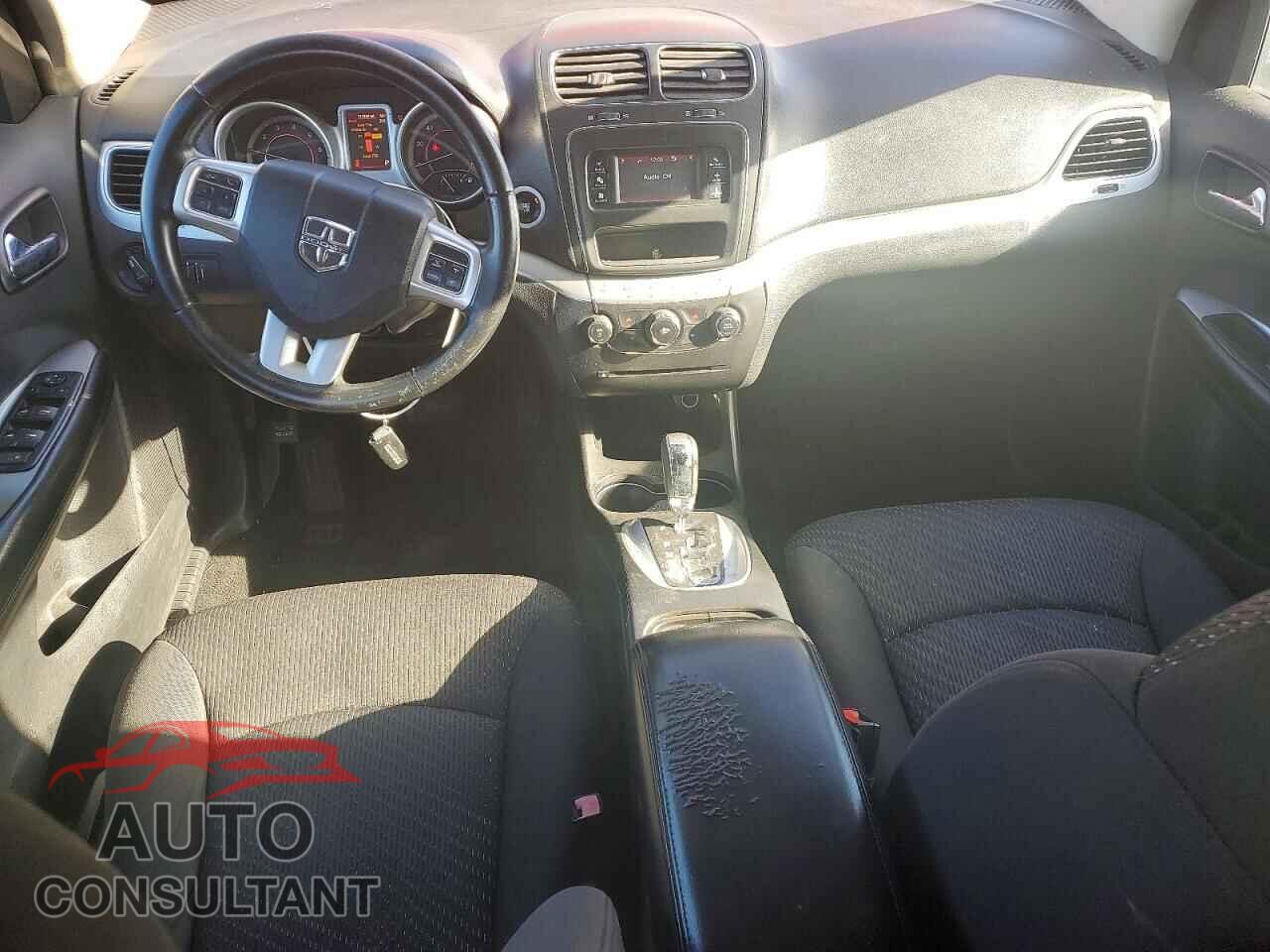DODGE JOURNEY 2015 - 3C4PDCBG3FT511342