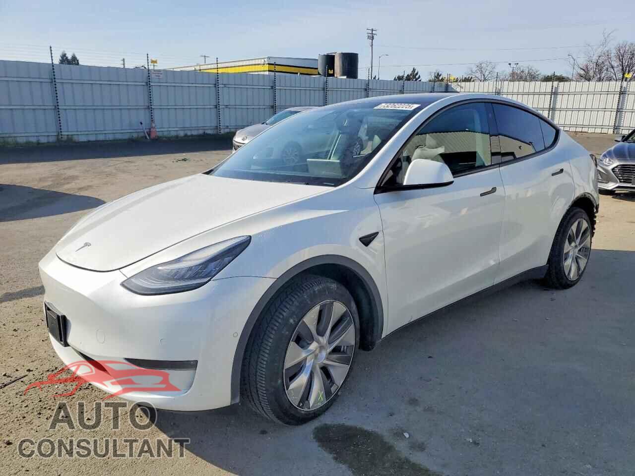 TESLA MODEL Y 2020 - 5YJYGDEEXLF009367