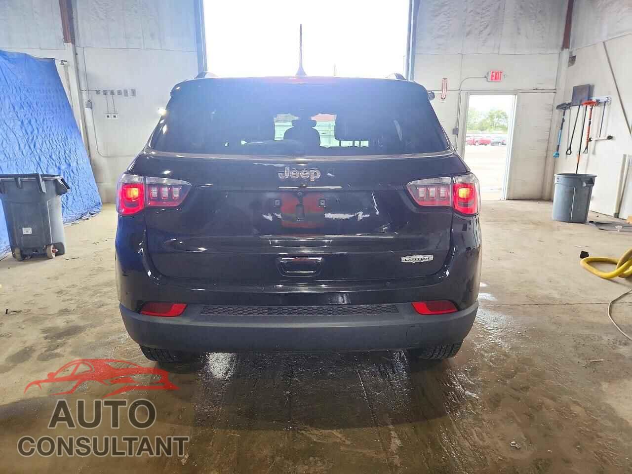 JEEP COMPASS 2018 - 3C4NJCBB2JT165944